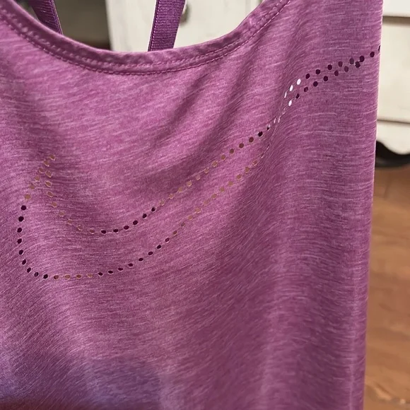 Nike dri-fit tank - Picture 5 of 6